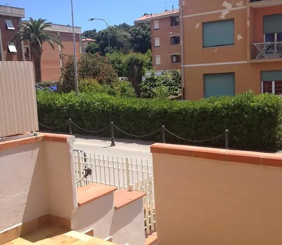 Casa Vacanze Porto Azzurro Сasa de vacaciones *